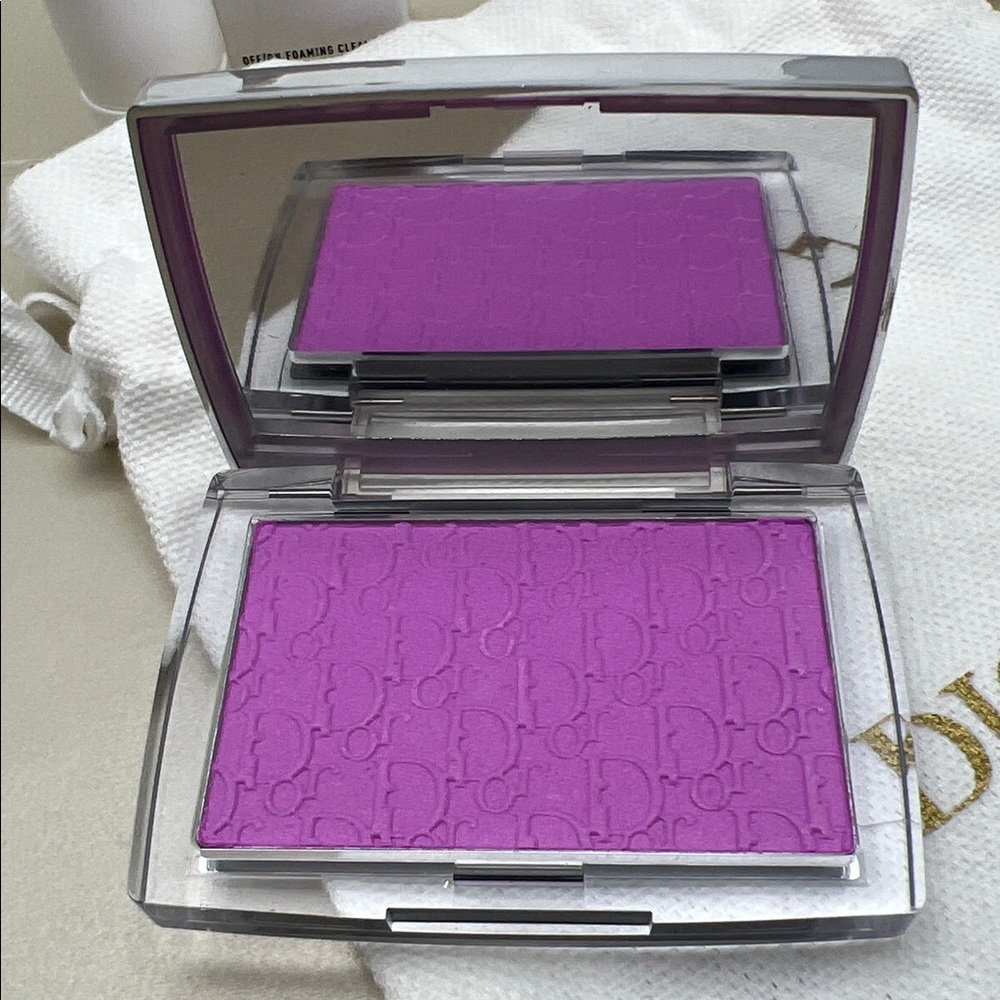 Dior Bundle: Rosy Glow Blush 063 Pink Lilac,La Mousse Off/On& Dior Dust Bag NWOT - Picture 6 of 16